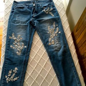 WHBM girlfriend jeans embroidered